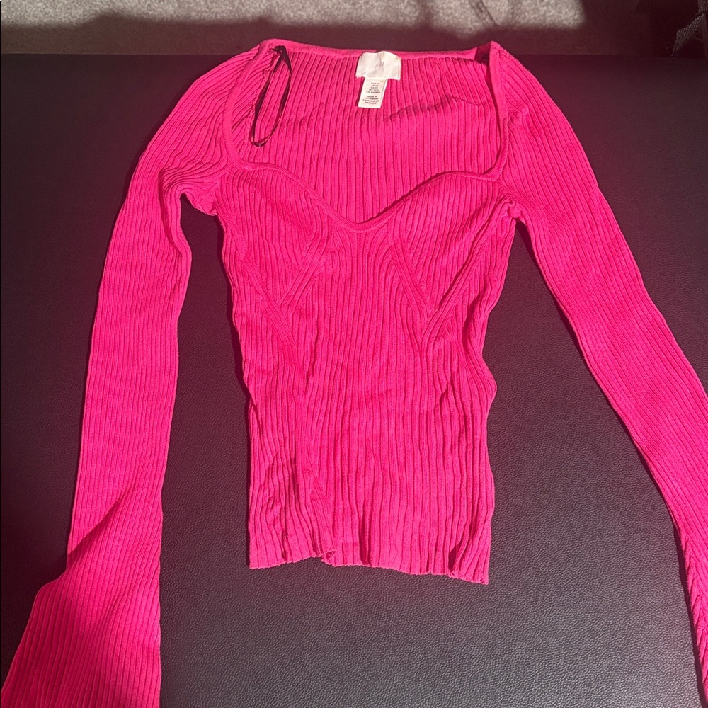 H&M Bright Pink Ribbed Knit Top